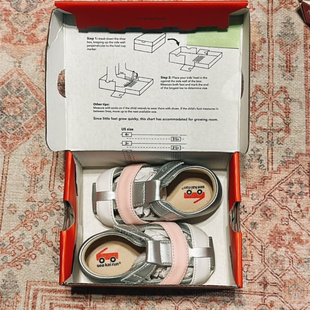 See Kai Run Brooke III Sandals in Size 5.5